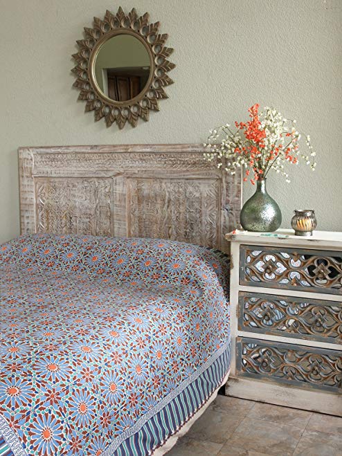 Mosaique Bleue ~ Moroccan Tile Print Blue King Bedspread 108x90