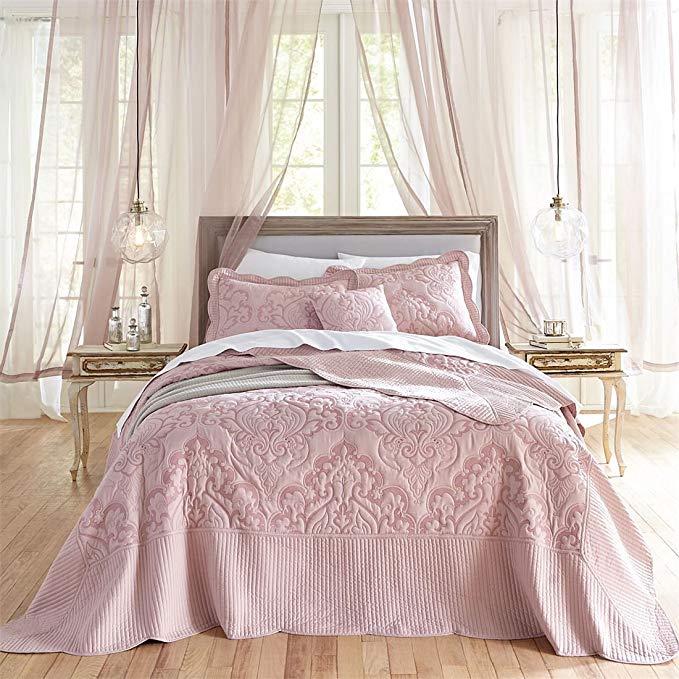 BrylaneHome Amelia Bedspread (Pale Rose,Queen)