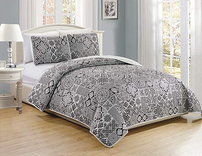 MiCasa 6 Piece Black White Mandala Pattern Reversible Bedspread Quilt with Fitted Sheet Pillowshams and Pillowsets (Queen)