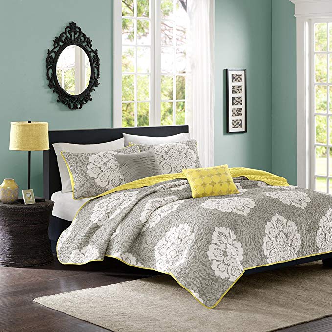 Intelligent Design Tanya Full/Queen Size Quilt Bedding Set - Grey Yellow, Damask – 5 Piece Bedding Quilt Coverlets – Ultra Soft Microfiber Bed Quilts Quilted Coverlet