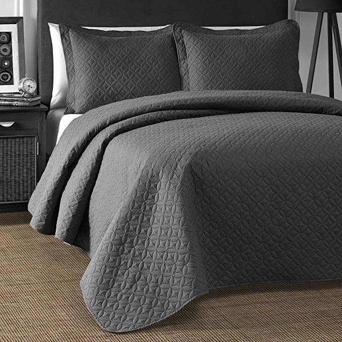 Comfy Bedding Extra Lightweight and Oversized Thermal Pressing Wedding Ring Circles 3-piece Bedspread Coverlet Set (King/Cal King, Grey)