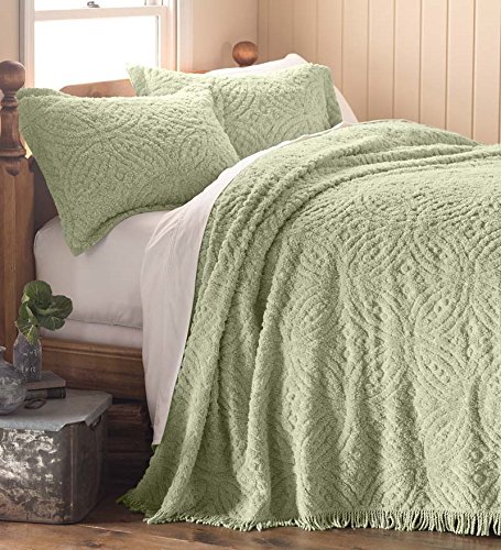 Twin Wedding Ring Tufted Chenille Bedspread, in Sage