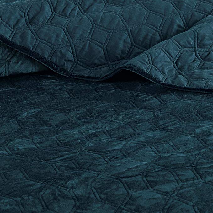 Madison Park Harper Velvet Full/Queen Size Quilt Bedding Set - Teal, Geometric – 3 Piece Bedding Quilt Coverlets – Velvet with 90% Cotton Filling Bed Quilts Quilted Coverlet