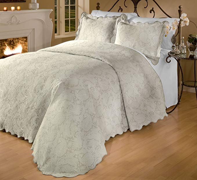 RoyCroft Prada Portuguese Matelasse Bedspread/Sham Set, Queen Size, Taupe