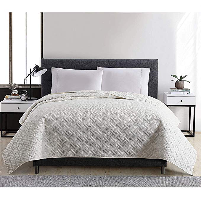 VCNY Home Emma Quilt King Ivory