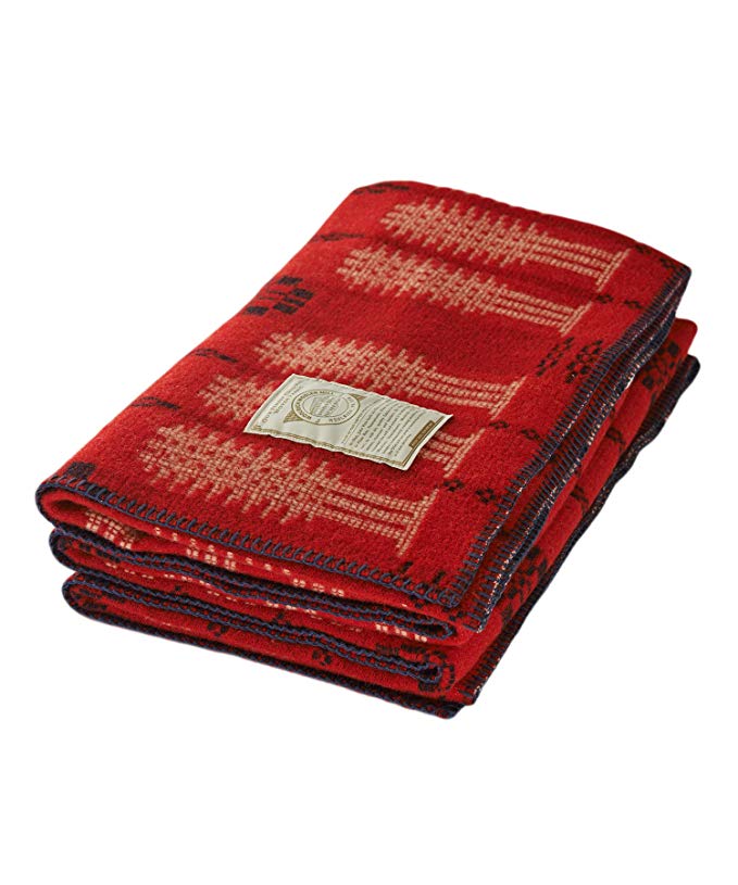 Woolrich Home Vintage American Coverlet, Red Snowballs/Trees